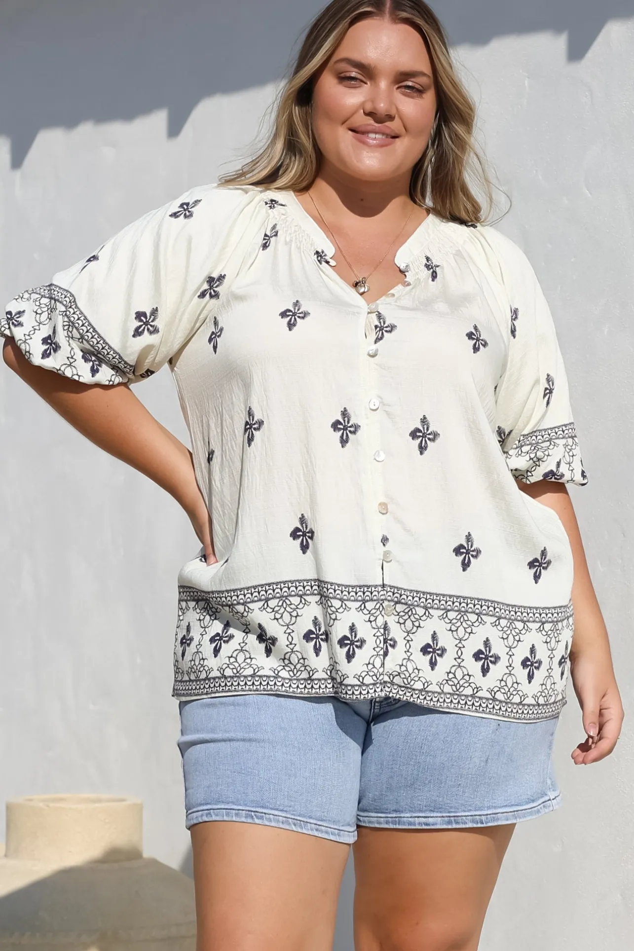 Alicia Top - Mandarin Collar Buttoned-Down Top in Sahara Print Navy>Salty Crush