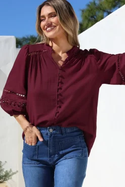 Alyce Shirt - Mandarin Collar Cut Out Detailed Sleeve Button Down in Burgundy><noscript><img width=