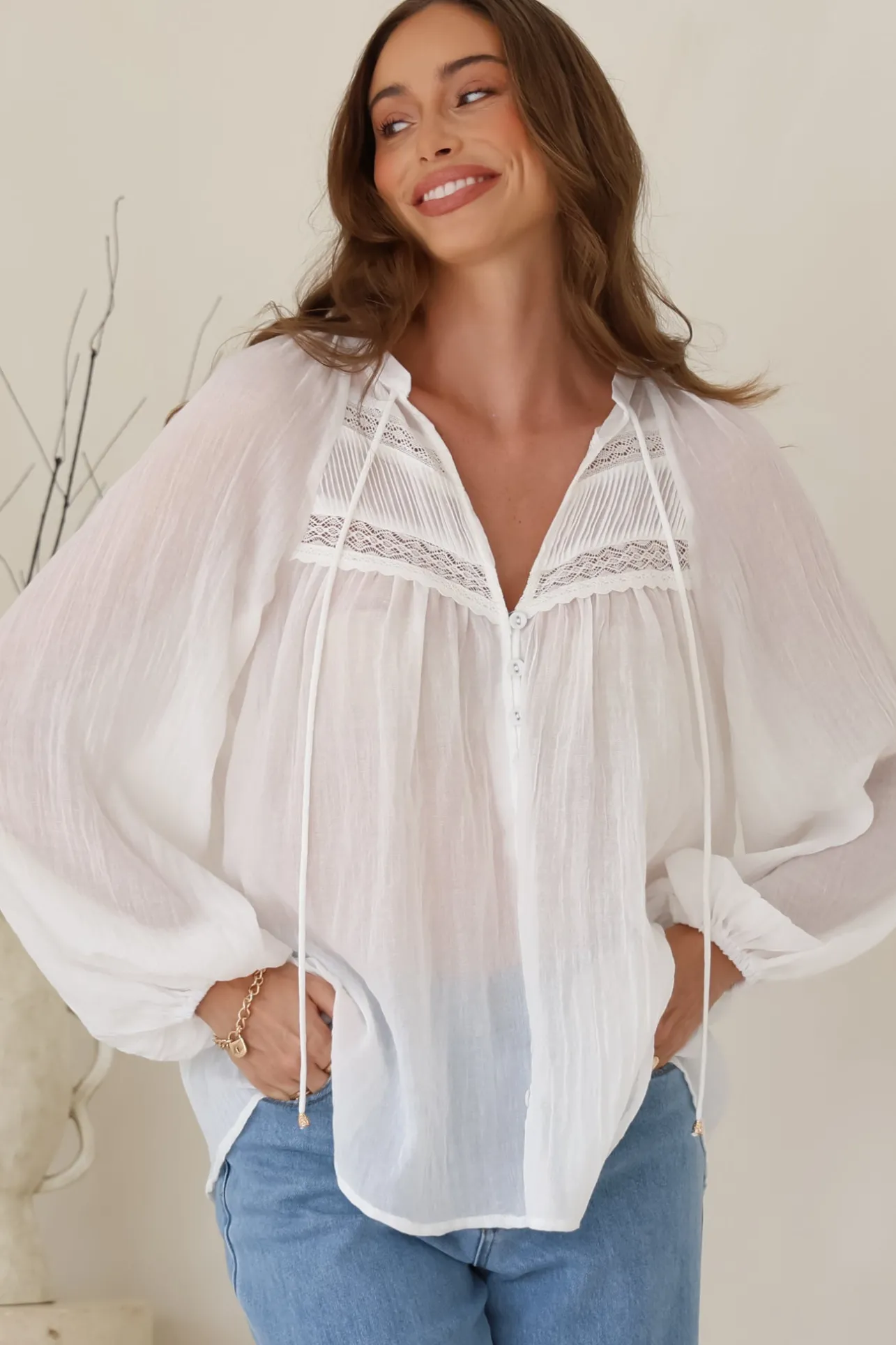 Angeline Top - Buttoned Down Scoop Hem Balloon Sleeve Blouse in White>Salty Crush Discount