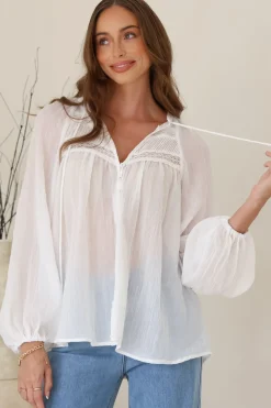 Angeline Top - Buttoned Down Scoop Hem Balloon Sleeve Blouse in White><noscript><img width=