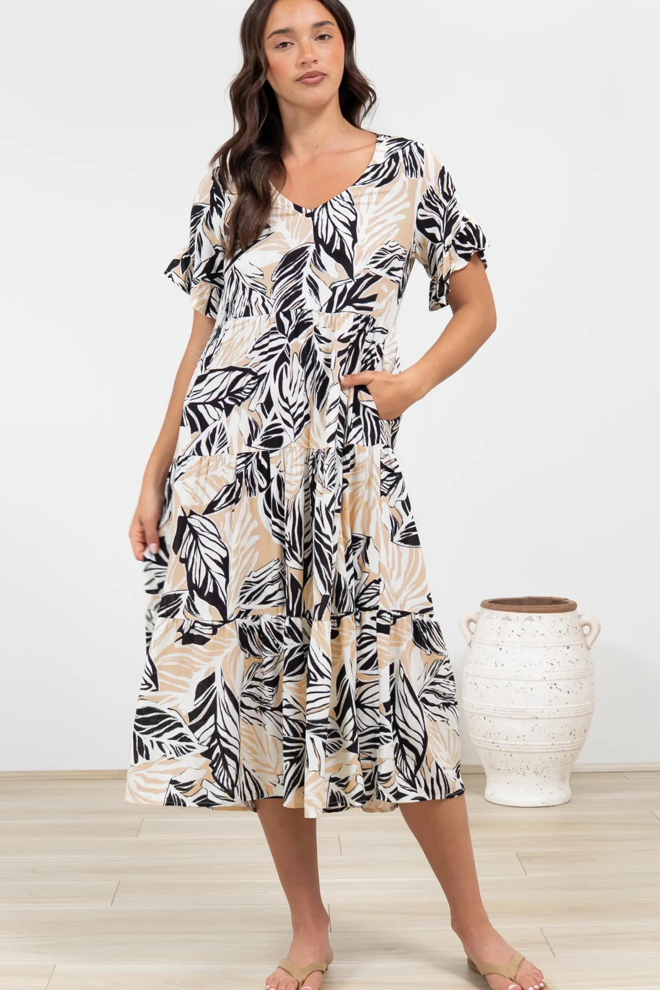 Audrina Midi Dress - V-Neck Tiered Linen Dress with Pockets in Chicago Print>Salty Crush Online