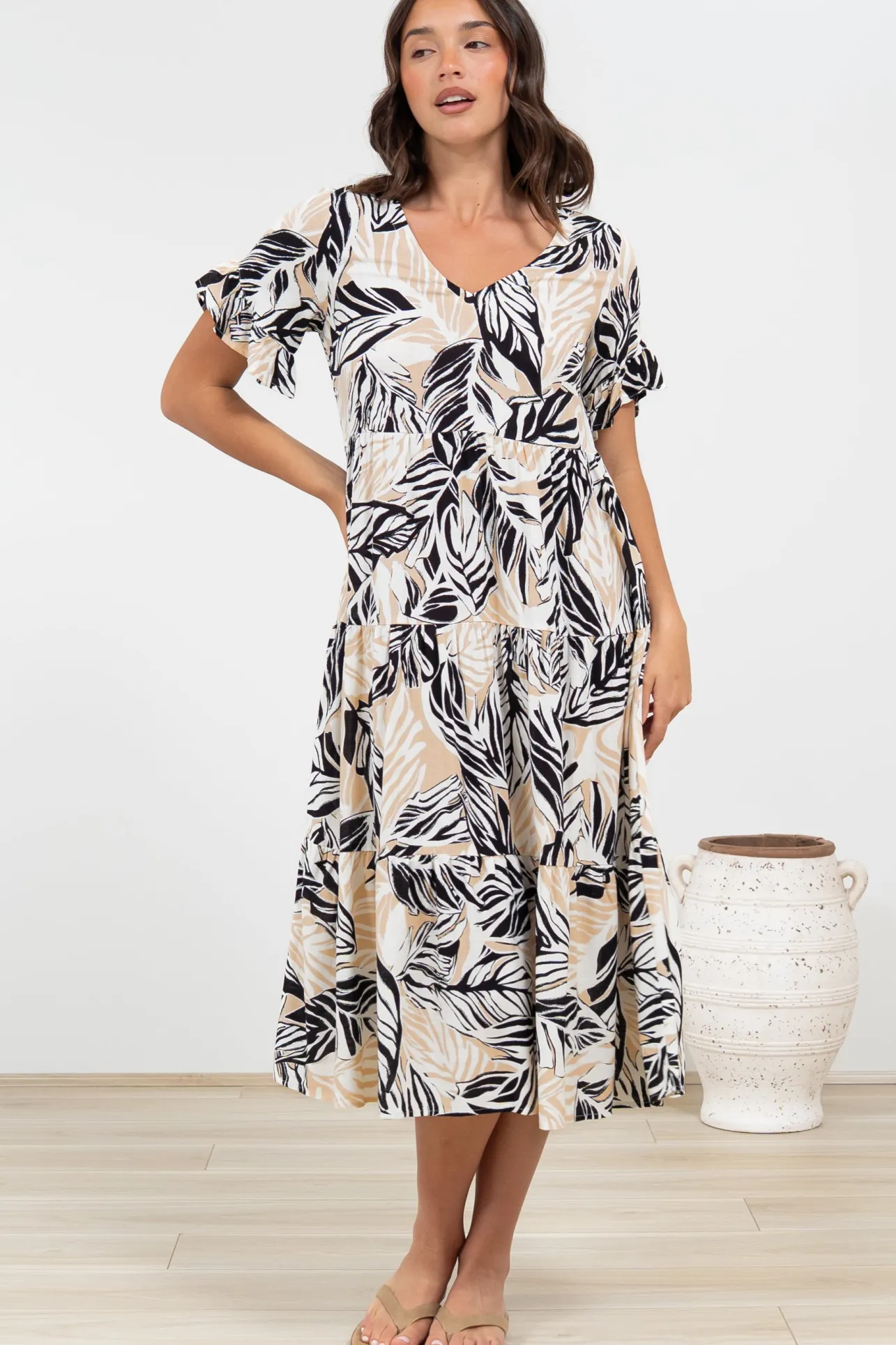 Audrina Midi Dress - V-Neck Tiered Linen Dress with Pockets in Chicago Print>Salty Crush Online