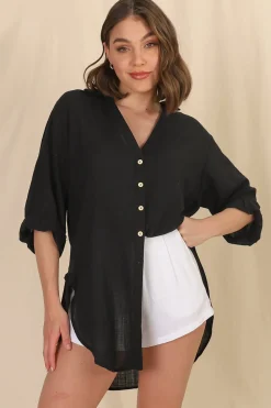 Beachly Shirt - Folded Collar Button Down Relaxed Shirt In Black><noscript><img width=