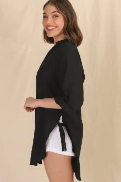 Beachly Shirt - Folded Collar Button Down Relaxed Shirt In Black><noscript><img width=