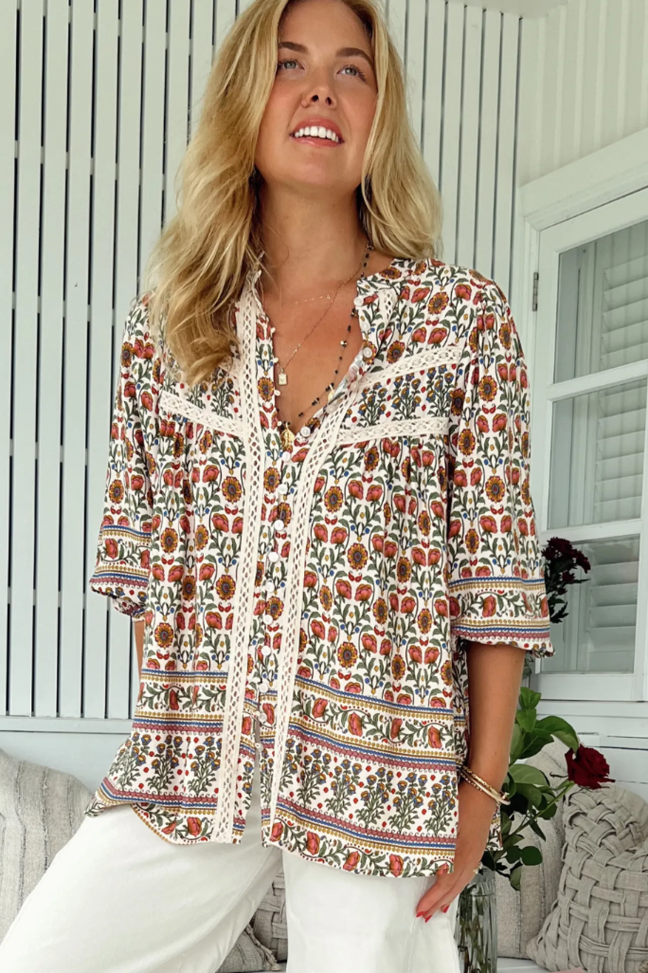 Bee Blouse - Lace Decal Button Down 3/4 Sleeve Blouse in Harlowe Print>Jaase Online