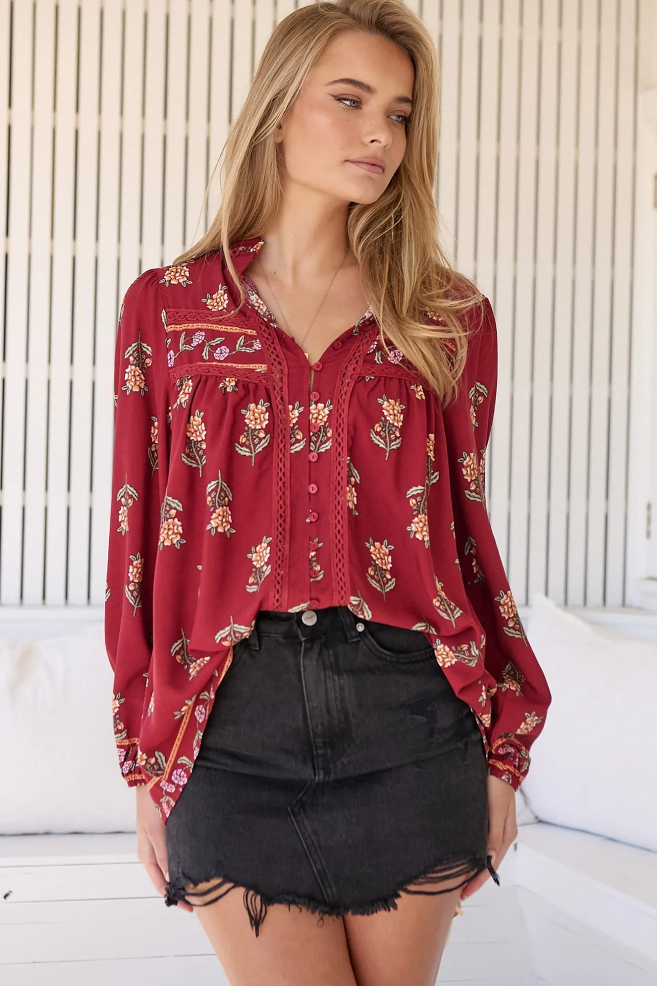 Bee Blouse - Lace Decal Button Down Long Sleeve Blouse in Grenache Print>Jaase Outlet