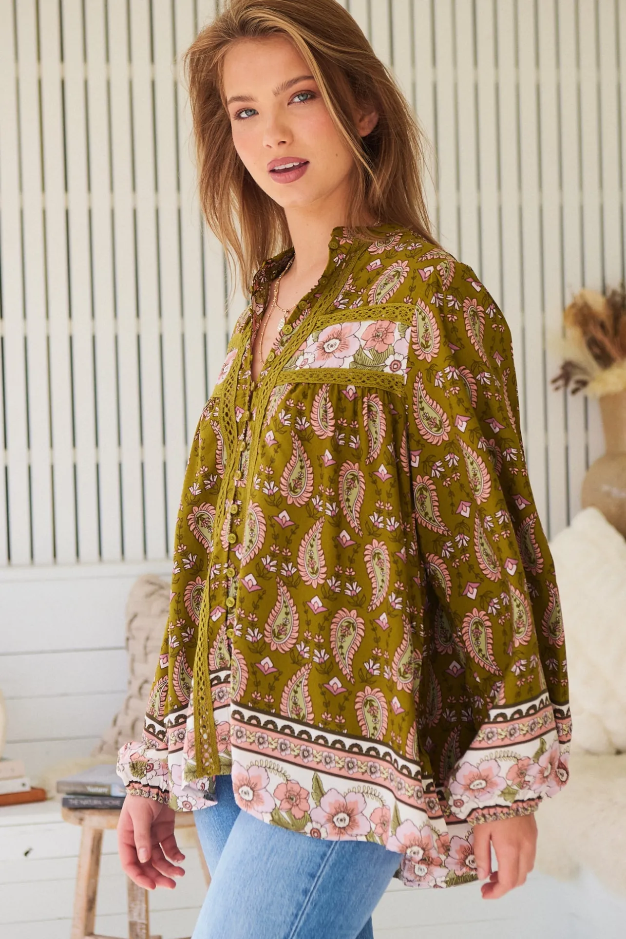 Bee Blouse - Lace Decal Button Down Long Sleeve Blouse in Amalie Print>Jaase Discount