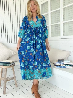 Boheme Midi Dress - Piping Defined Bust Slimline Smock Dress In Love in Mist Print><noscript><img width=