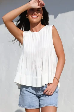 Cassidy Top - Crew Neck Sleeveless Swing Top with Pleats in White><noscript><img width=