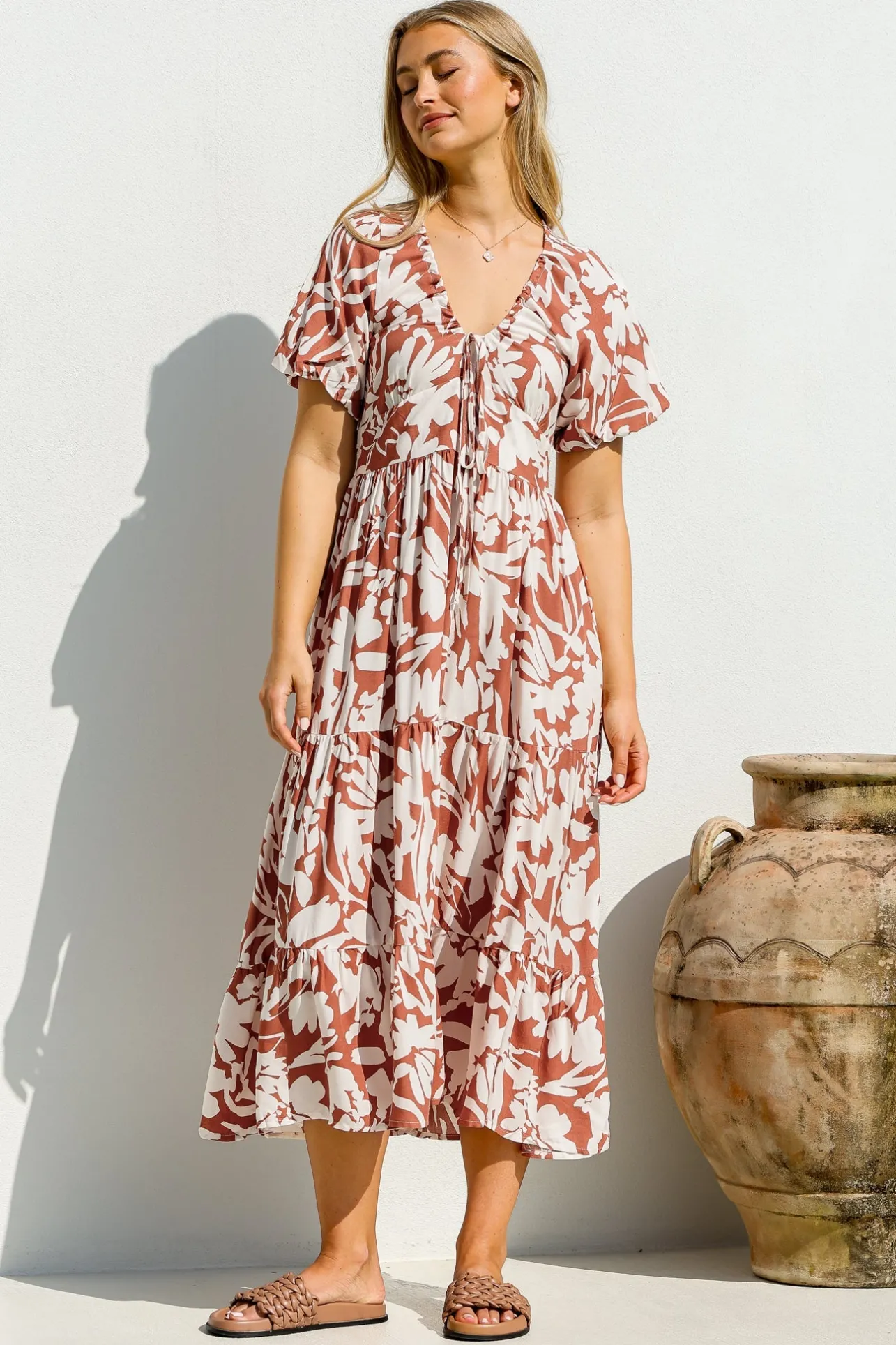 Charis Midi Dress - Pull In V Neckline Dress With Cap Balloon Sleeves In Rust>Salty Crush Sale