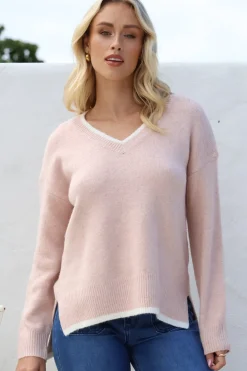Edan Jumper - V-Neck Contrast Trim Step Hem Jumper in Blush><noscript><img width=