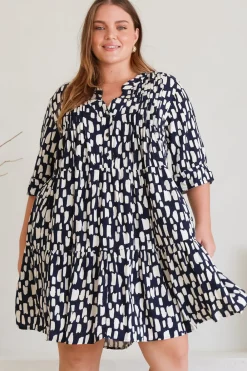 Evie Mini Dress - 3/4 Sleeve Tiered Smock Dress in Navy><noscript><img width=