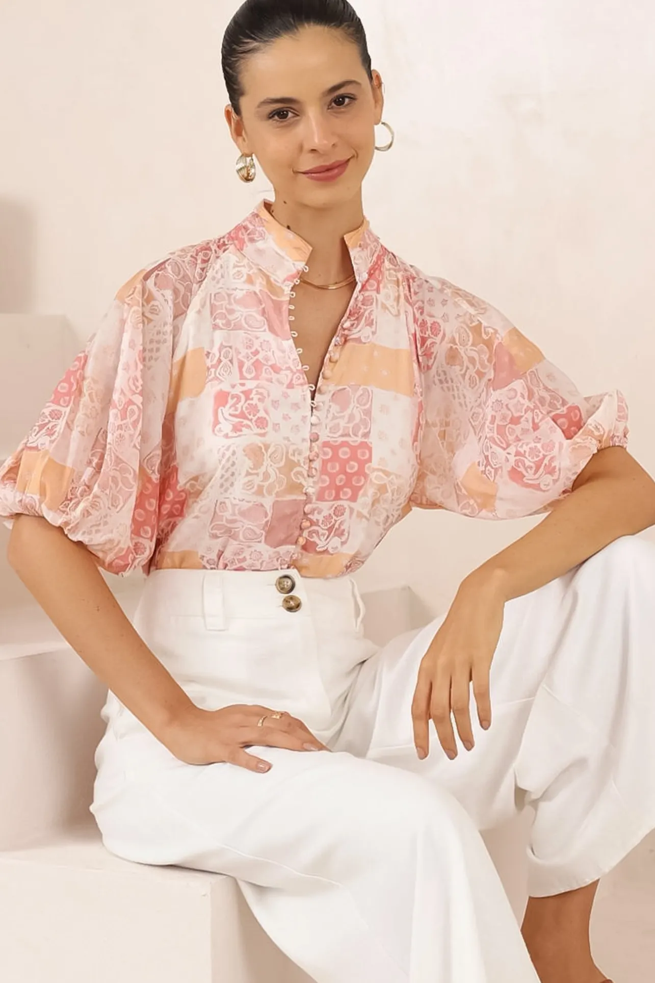Frankie Blouse - High Mandarin Collar Buttoned Down Top in Hannah Print>Salty Crush Sale