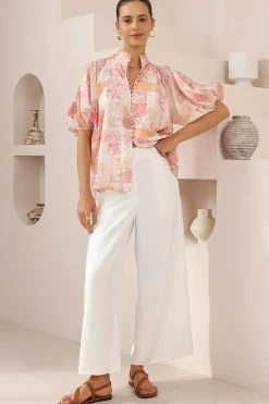 Frankie Blouse - High Mandarin Collar Buttoned Down Top in Hannah Print><noscript><img width=