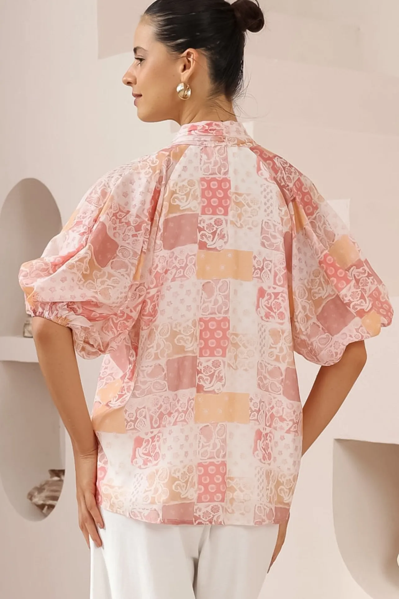 Frankie Blouse - High Mandarin Collar Buttoned Down Top in Hannah Print>Salty Crush Sale