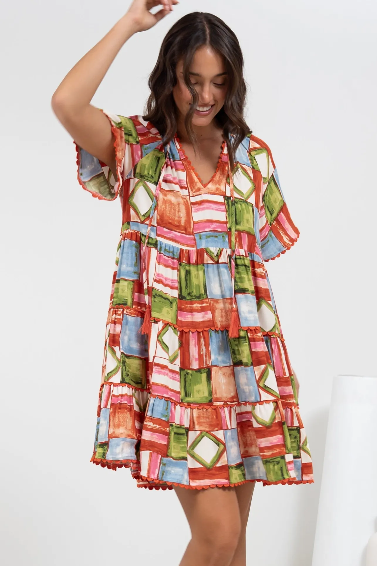Ginley Mini Dress - V-Neck Scallop Spliced Tiered Dress in Tami Print>Salty Crush Sale