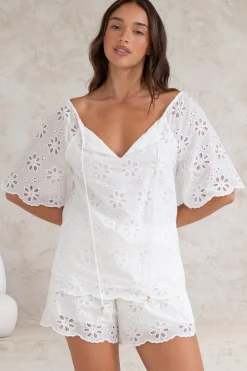 Haruki Top - Embroidered Short Sleeve Top with Scallop Hemlines in White><noscript><img width=