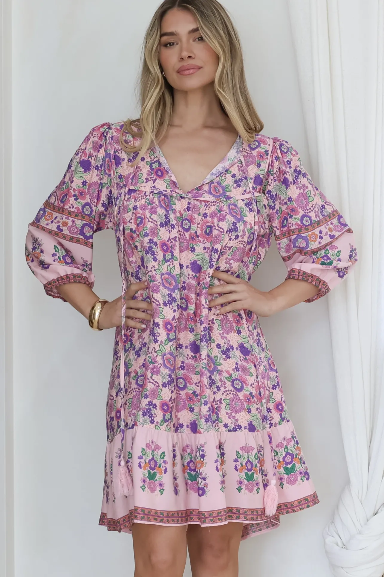 Helda Mini Dress - V-Neck Shift Dress with Balloon Sleeves in Aletta Print Pink>Salty Crush New