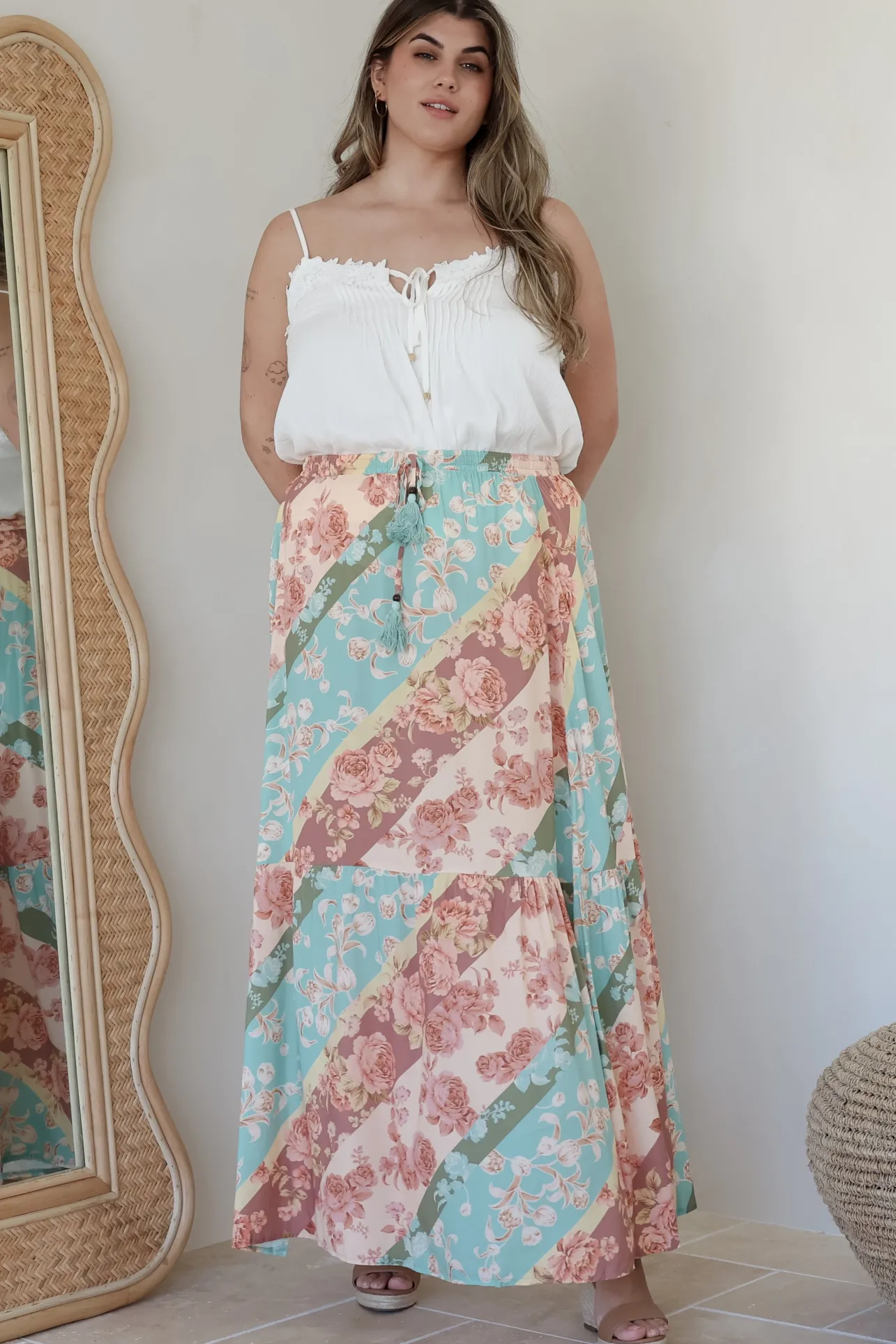 Hellen Maxi Skirt - High Waisted Skirt with Front Splits in Clavelle Print>Salty Crush