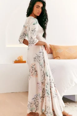 Indiana Maxi Dress - Lace Back Shirred Waist A Line Dress with Handkerchief Hemline in Blooming Bouquet Print><noscript><img width=