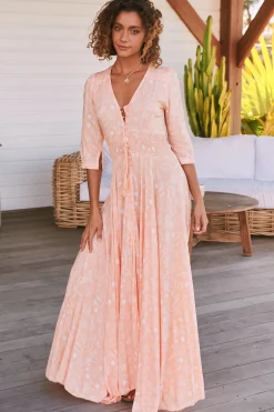 Indiana Maxi Dress - Lace Back Shirred Waist A Line Dress with Handkerchief Hemline in Peach Island Print><noscript><img width=