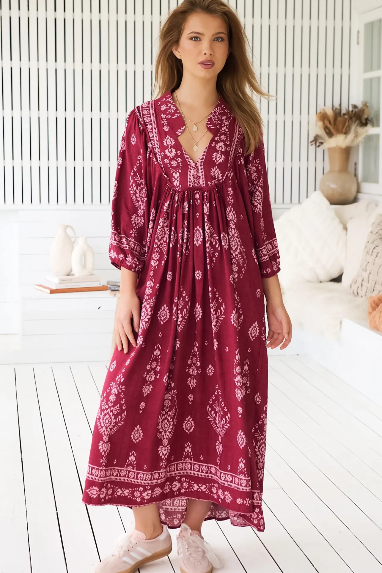- Boheme Midi Dress: Piping Defined Bust 3/4 Sleeve Smock Dress in Rhubarb Kiva Print>Jaase Best