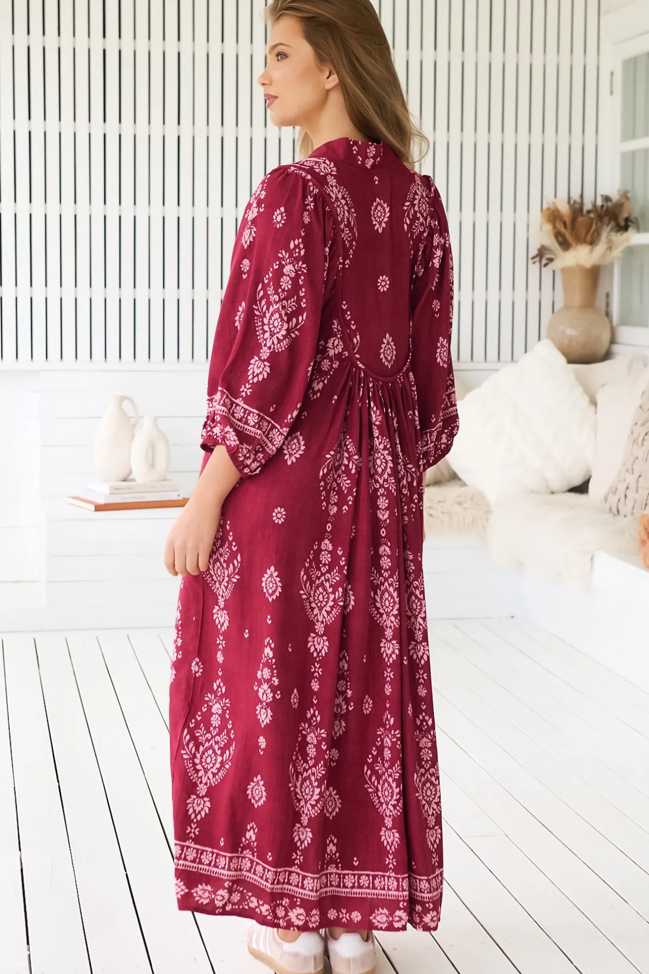- Boheme Midi Dress: Piping Defined Bust 3/4 Sleeve Smock Dress in Rhubarb Kiva Print>Jaase Best