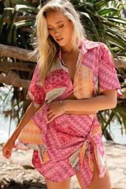 - Lola Shirt: High-Low Button Down Shirt in Viva Bonita Print>Jaase Clearance