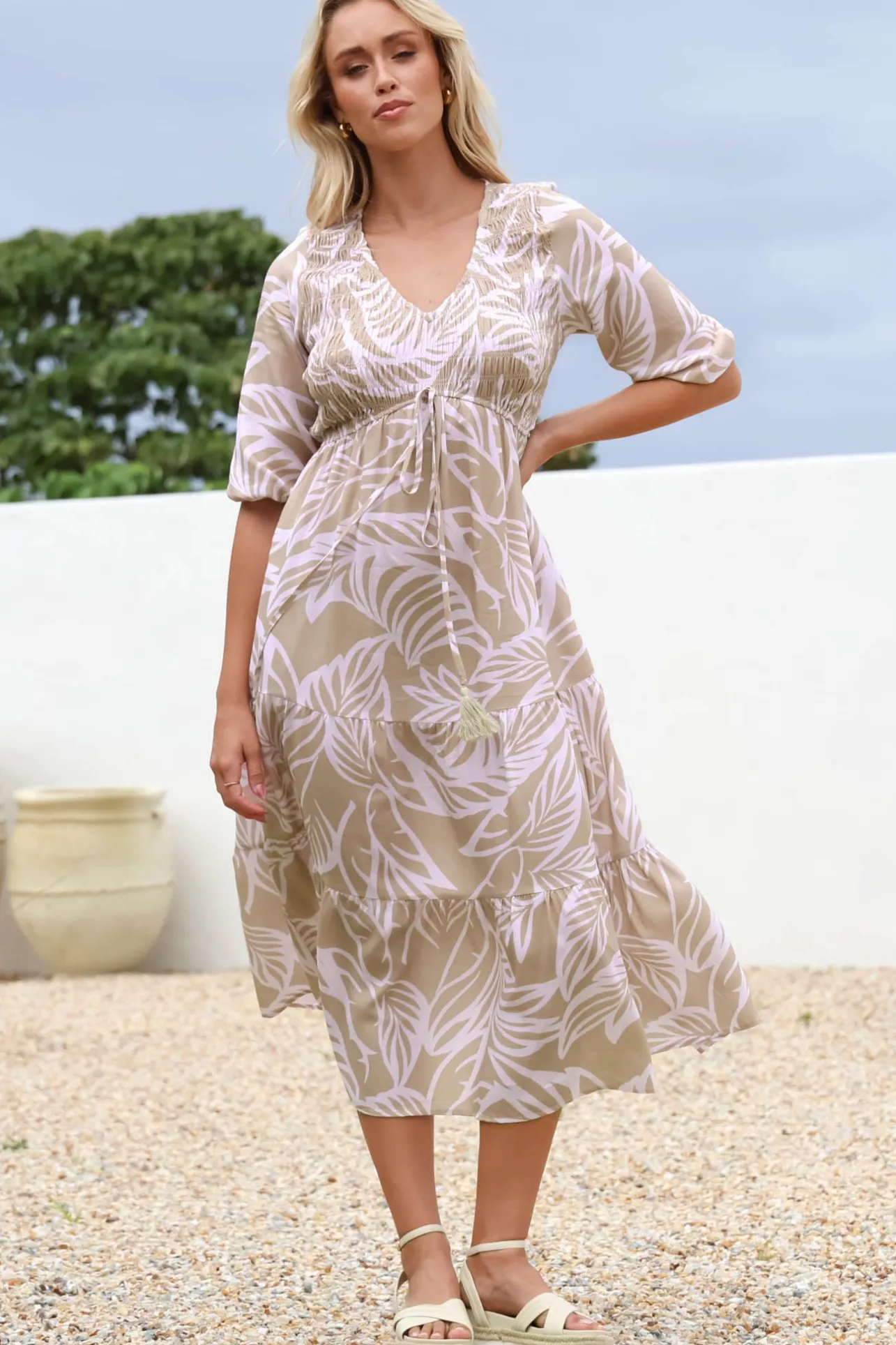 Jaden Midi Dress - Elasticated Bodice A-Line Dress in Jeani Print Beige>Salty Crush Hot