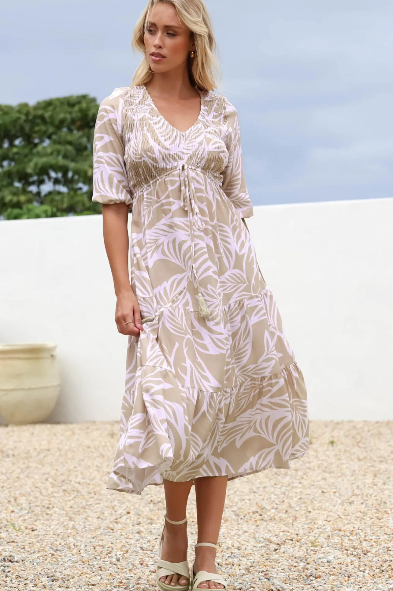 Jaden Midi Dress - Elasticated Bodice A-Line Dress in Jeani Print Beige>Salty Crush Hot