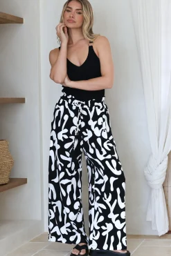 Jaxie Pants - Elasticated Paperbag Waist with Drawstring Wide Leg Pants with Pockets in Black><noscript><img width=