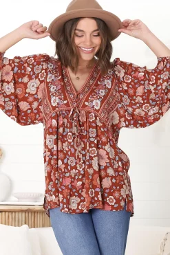 Joelle Top - V Neck High-Low Top in Anissa Print Rust><noscript><img width=