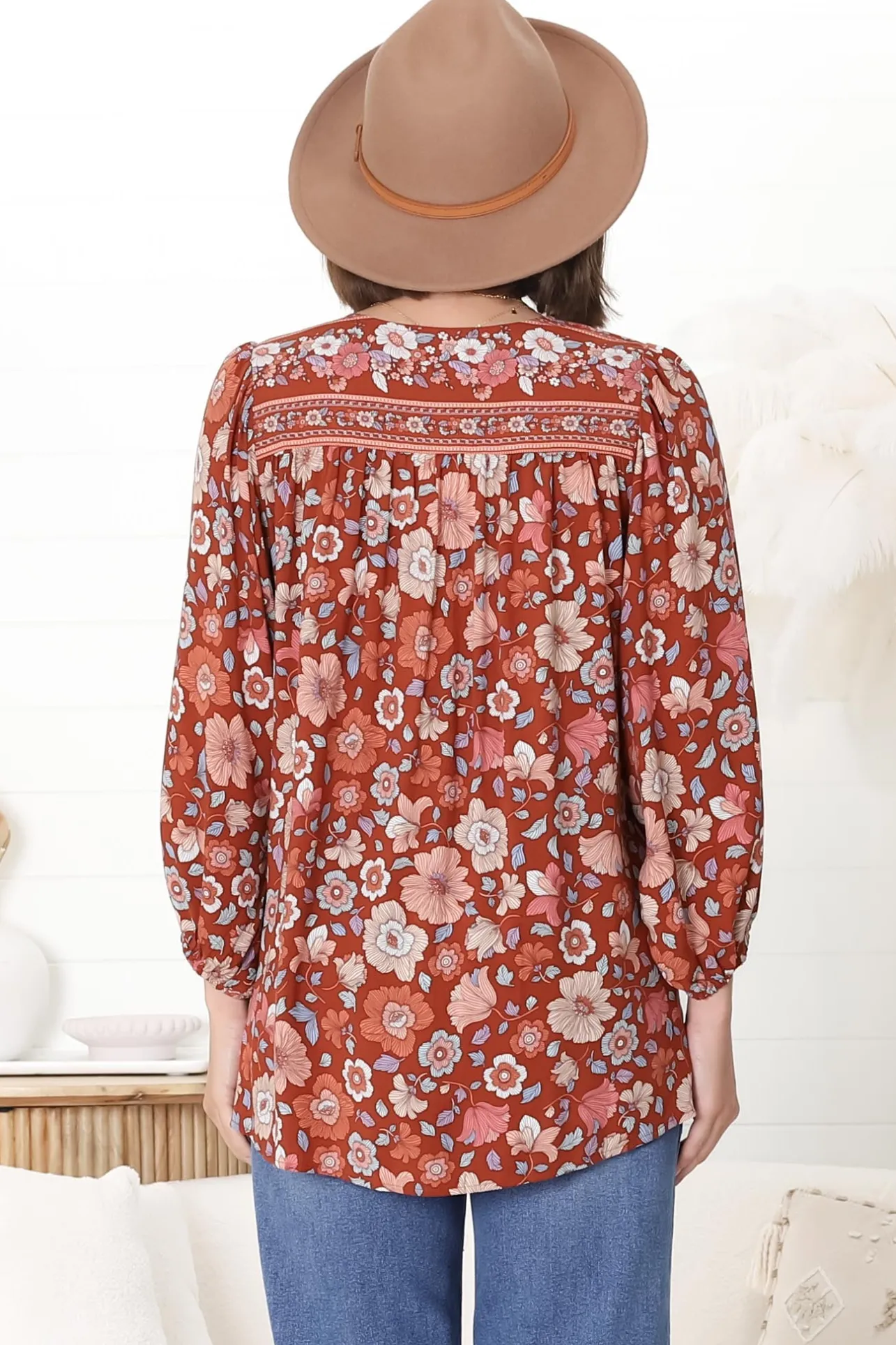 Joelle Top - V Neck High-Low Top in Anissa Print Rust>Salty Crush New