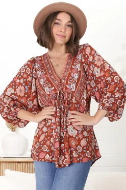 Joelle Top - V Neck High-Low Top in Anissa Print Rust><noscript><img width=