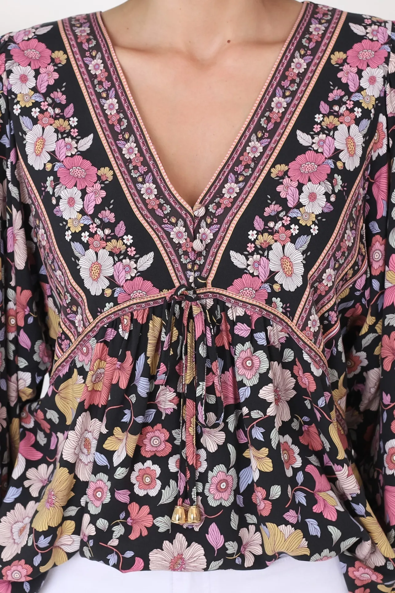 Joelle Top - V Neck High-Low Top in Anissa Print Black>Salty Crush New
