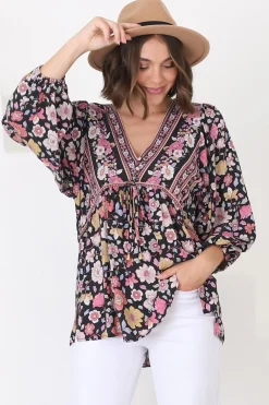 Joelle Top - V Neck High-Low Top in Anissa Print Black><noscript><img width=