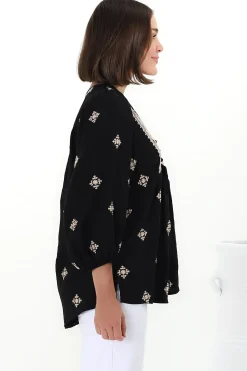 Joelle Top - V Neck High-Low Top in Yara Print Black><noscript><img width=