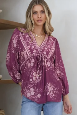 Joelle Top - V Neck High-Low Top in Briella Print in Berry><noscript><img width=
