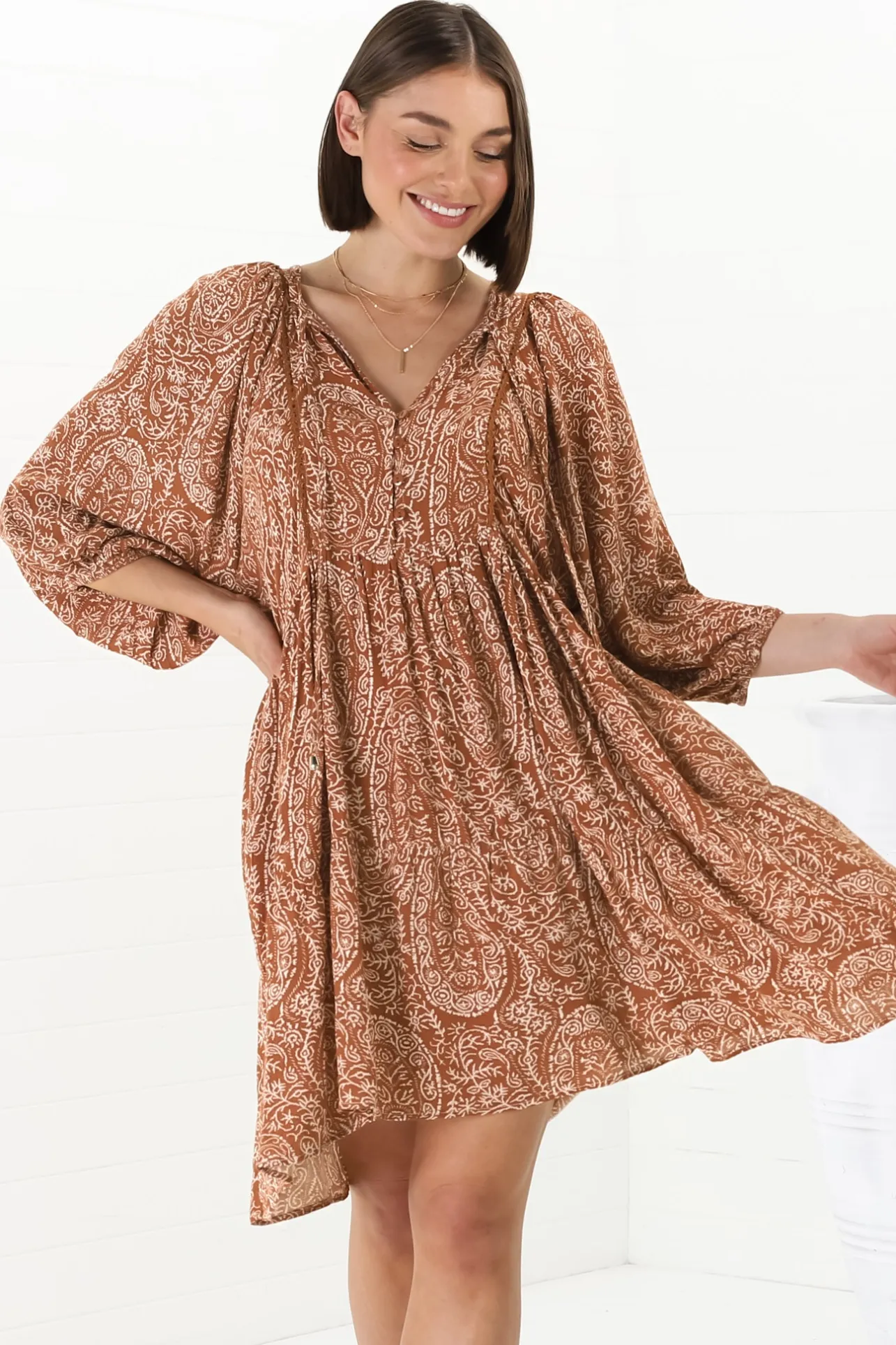 Juddy Mini Dress - Batwing Sleeve Smock Dress with Lace Detailing in Khalid Print Rust>Salty Crush Hot