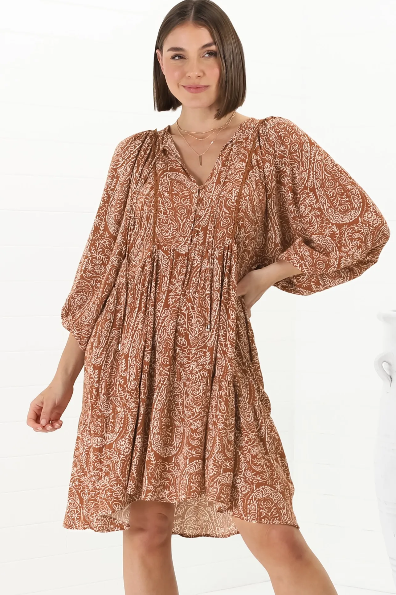 Juddy Mini Dress - Batwing Sleeve Smock Dress with Lace Detailing in Khalid Print Rust>Salty Crush Hot