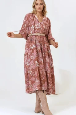 Kamali Midi Dress - Batwing Sleeve Smock Dress with Lace Detailing in Luedi Print in Rust><noscript><img width=