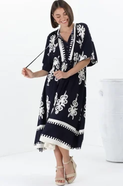 Kamali Midi Dress - Batwing Sleeve Smock Dress with Lace Detailing in Casper Print Navy><noscript><img width=