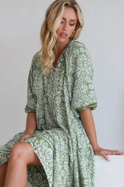 Kamali Midi Dress - Batwing Sleeve Smock Dress with Lace Detailing in Harley Print Green><noscript><img width=