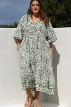 Kamali Midi Dress - Batwing Sleeve Smock Dress with Lace Detailing in Harley Print Green><noscript><img width=