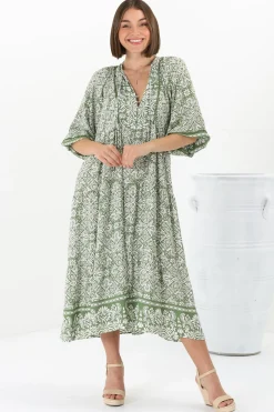 Kamali Midi Dress - Batwing Sleeve Smock Dress with Lace Detailing in Harley Print Green><noscript><img width=