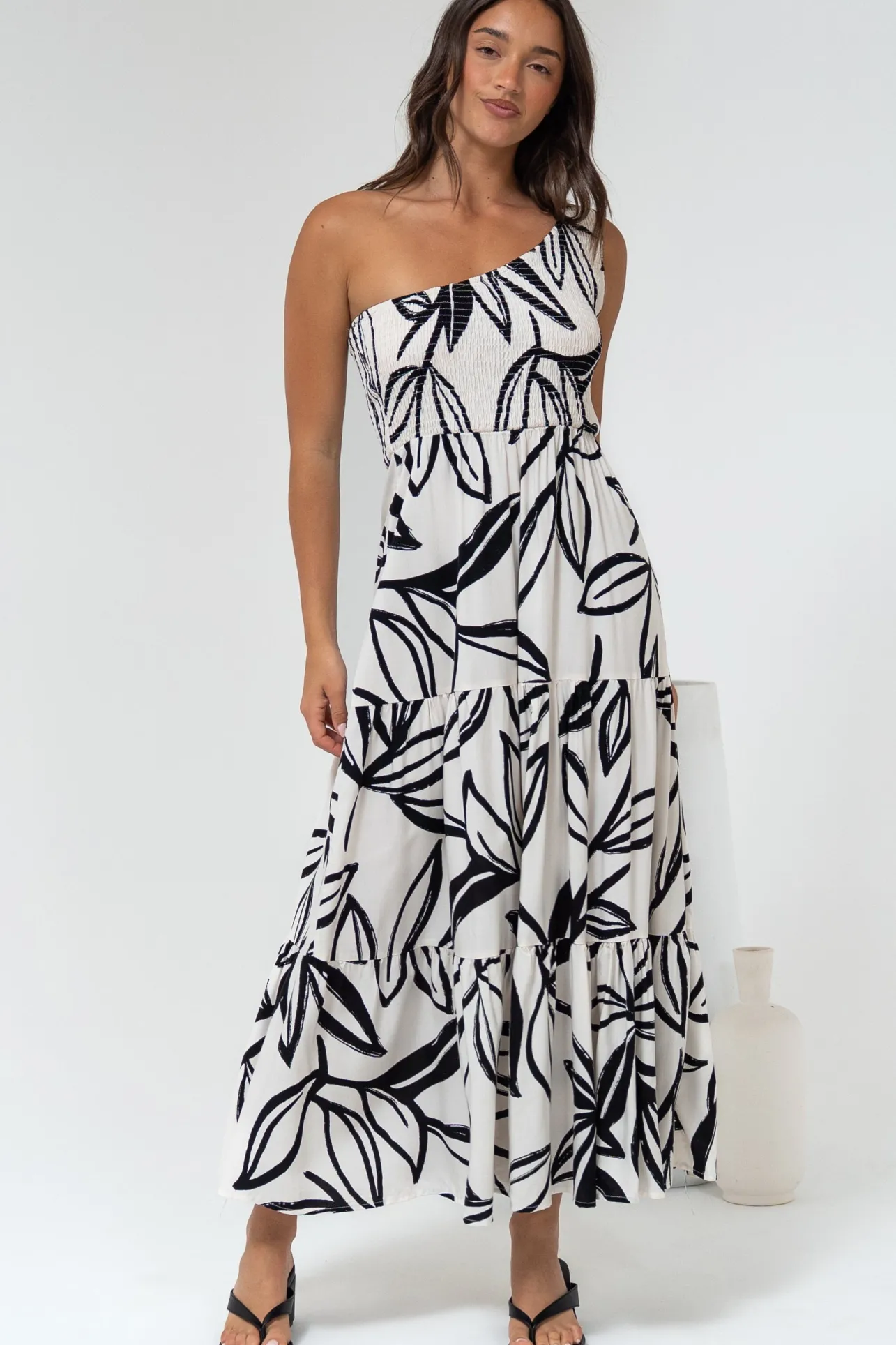 Kleo Midi Dress - One Shoulder Elasticated Bodice A-Line Dress in Halsey Print>Salty Crush Hot