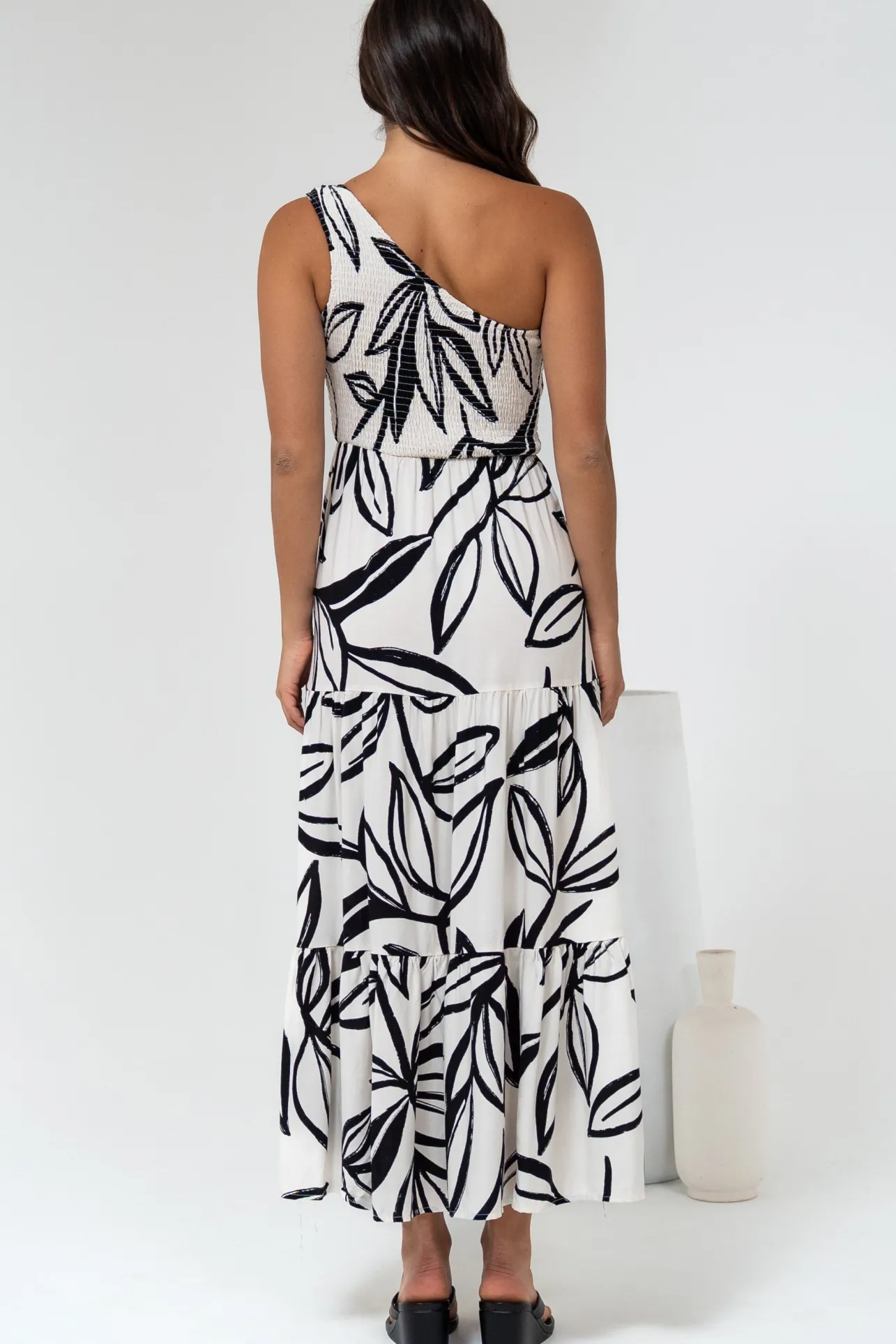 Kleo Midi Dress - One Shoulder Elasticated Bodice A-Line Dress in Halsey Print>Salty Crush Hot