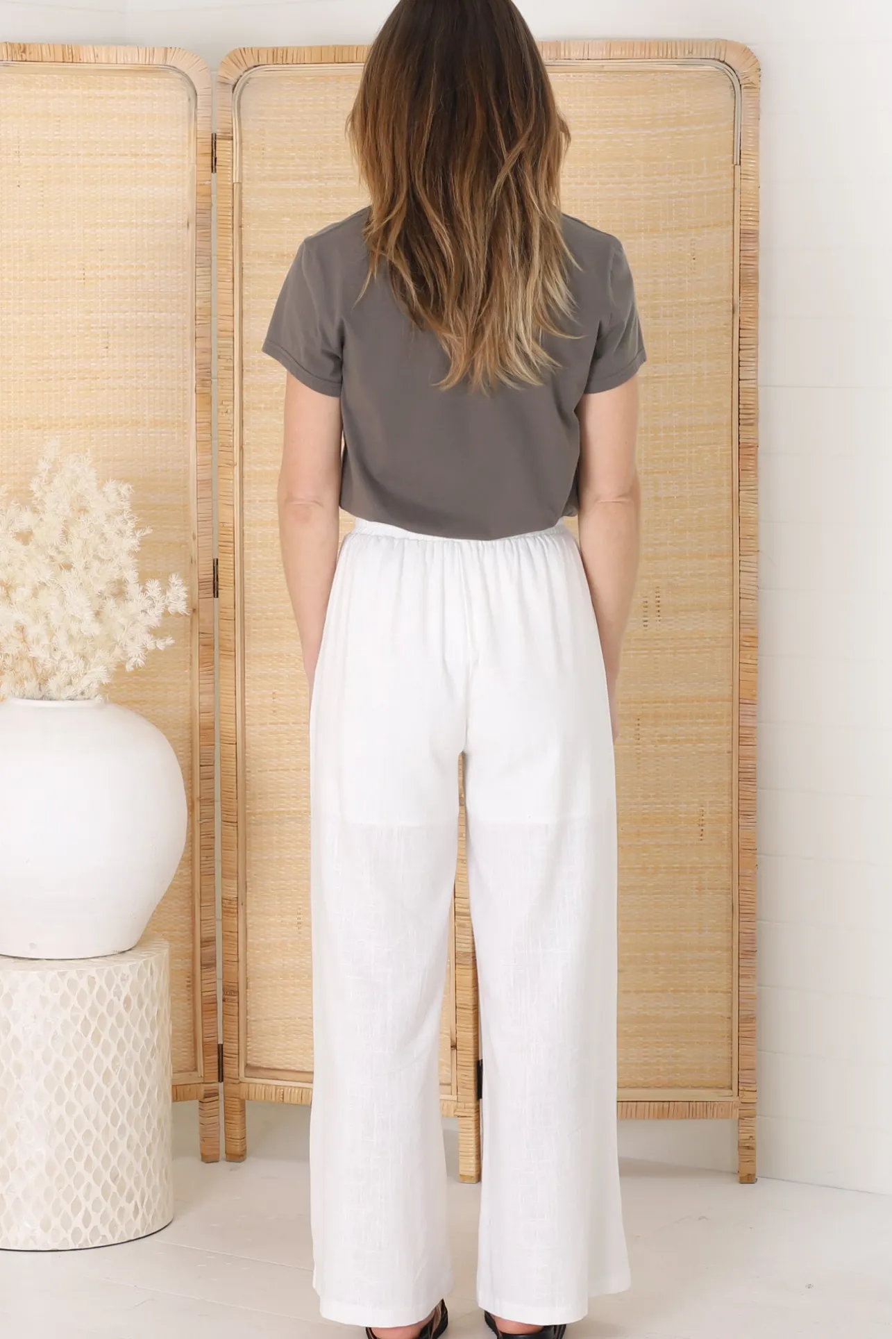 Leslie Linen Pants - Lined Linen Elasticated Waist Straight Leg Pants in White>Salty Crush