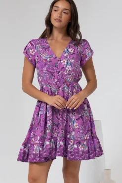 Lizzie Mini Dress - Butterfly Cap Sleeve Button Down Dress with Pockets in Rhodium Print><noscript><img width=