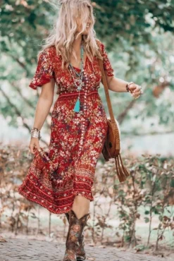 London Maxi Dress - Elasticated Waist Button Detail High Low Dress with Flutter Cap Sleeves in Floral Print><noscript><img width=